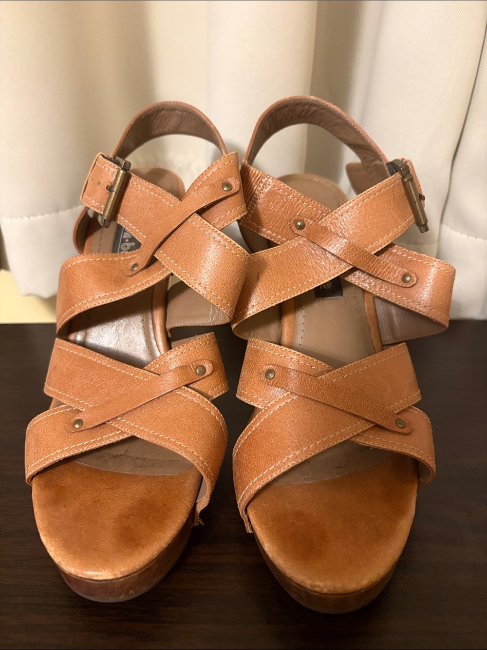 bon.bonite Vintage Women's Tan Crisscross Leather Wedge Sandals 6